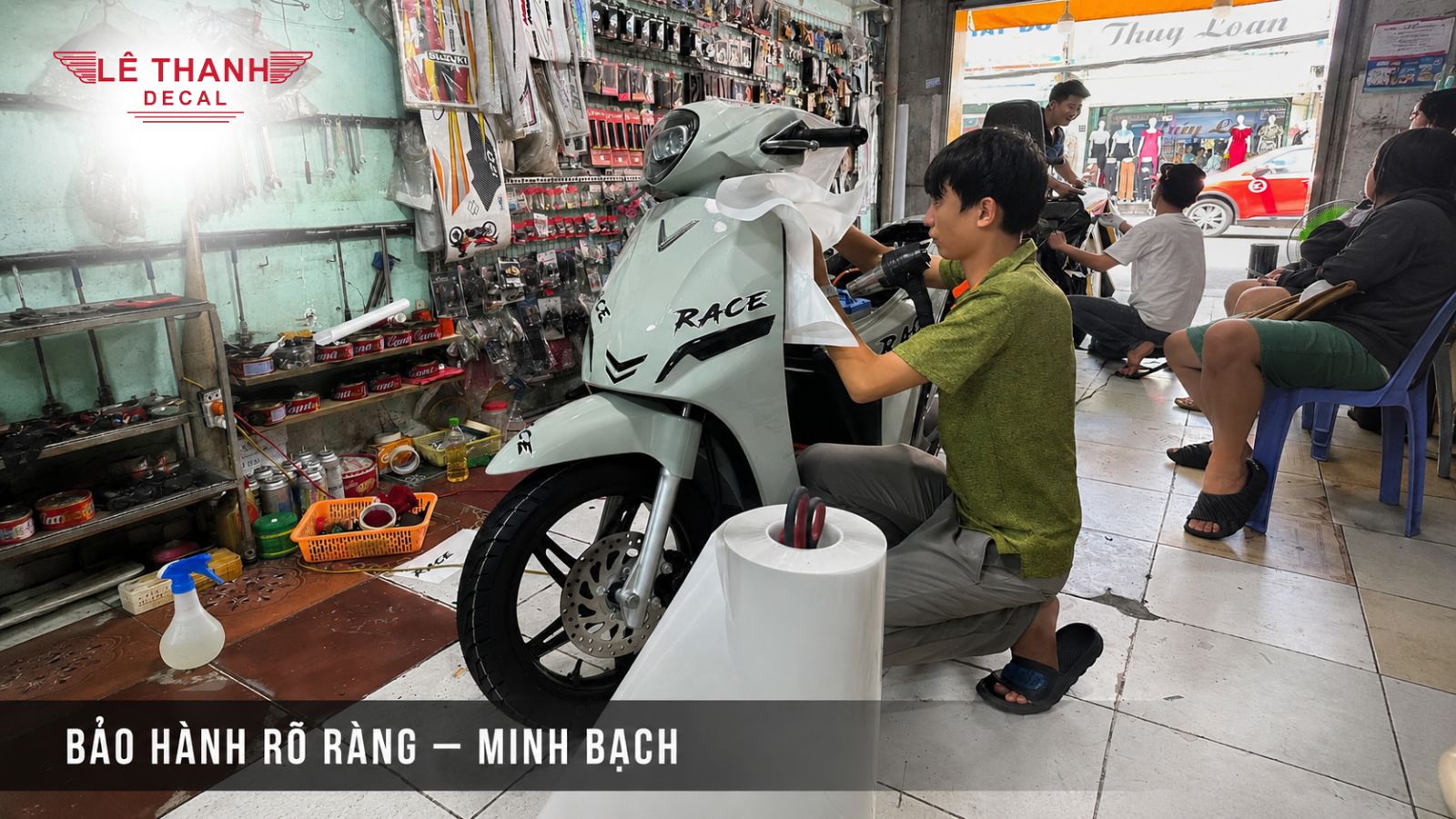 Bảng giá dán xe máy điện mới nhất 2026