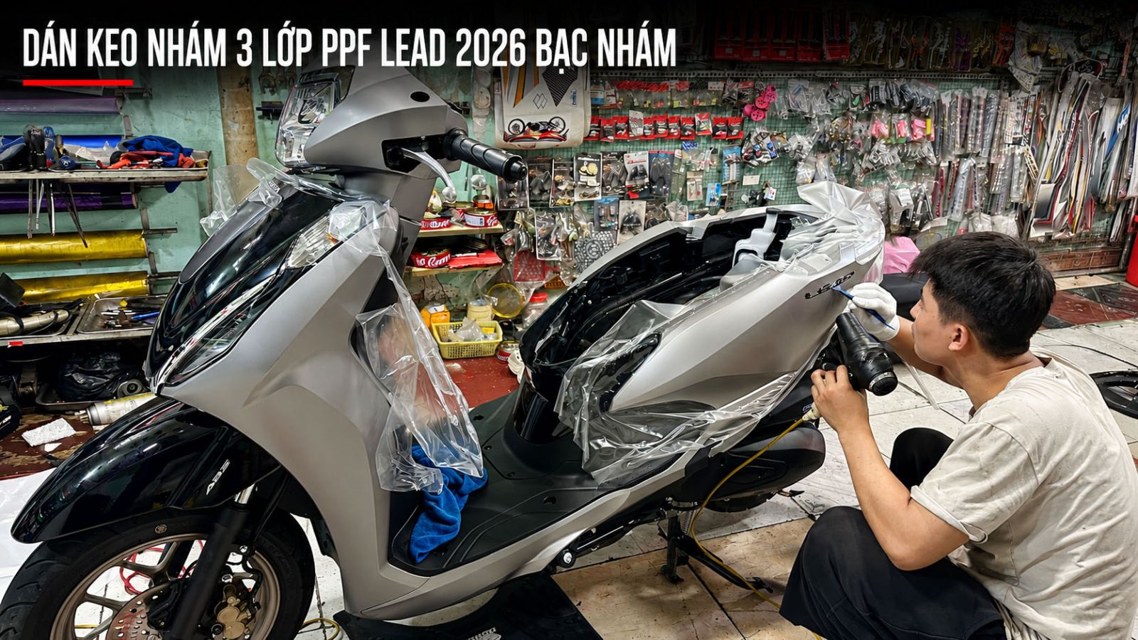 Dán keo nhám 3 lớp PPF Honda LEAD màu bạc nhám
