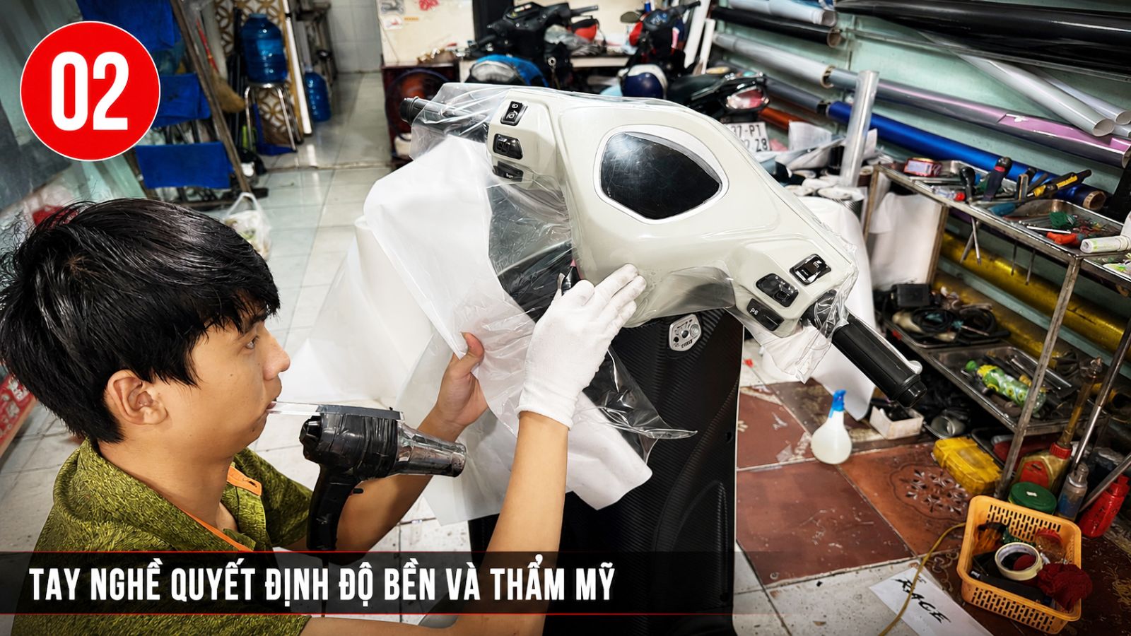 Dán xe máy điện ở đâu uy tín tại TP.HCM