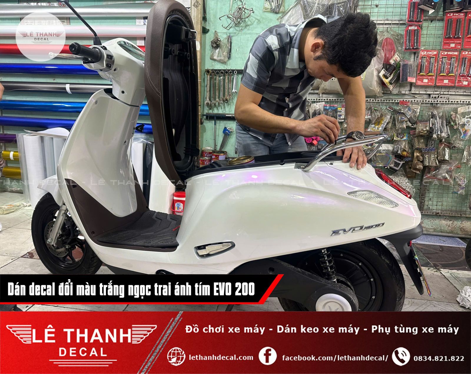 Dán decal đổi màu trắng ngọc trai ánh tím cho VinFast EVO 200