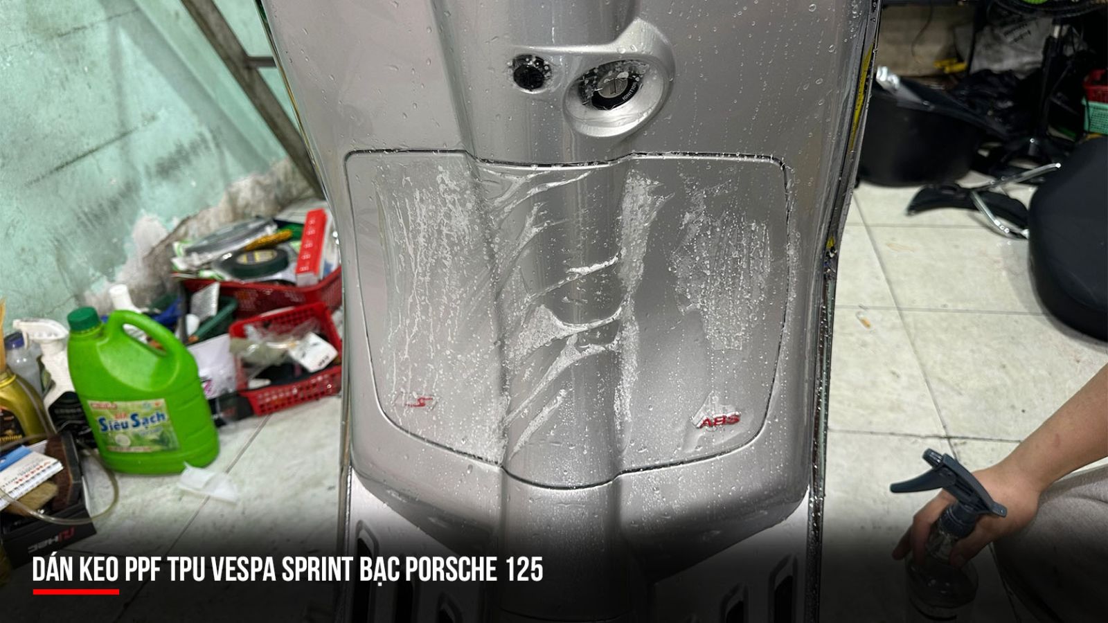 Dán PPF TPU xe Vespa Sprint bạc Porsche 125