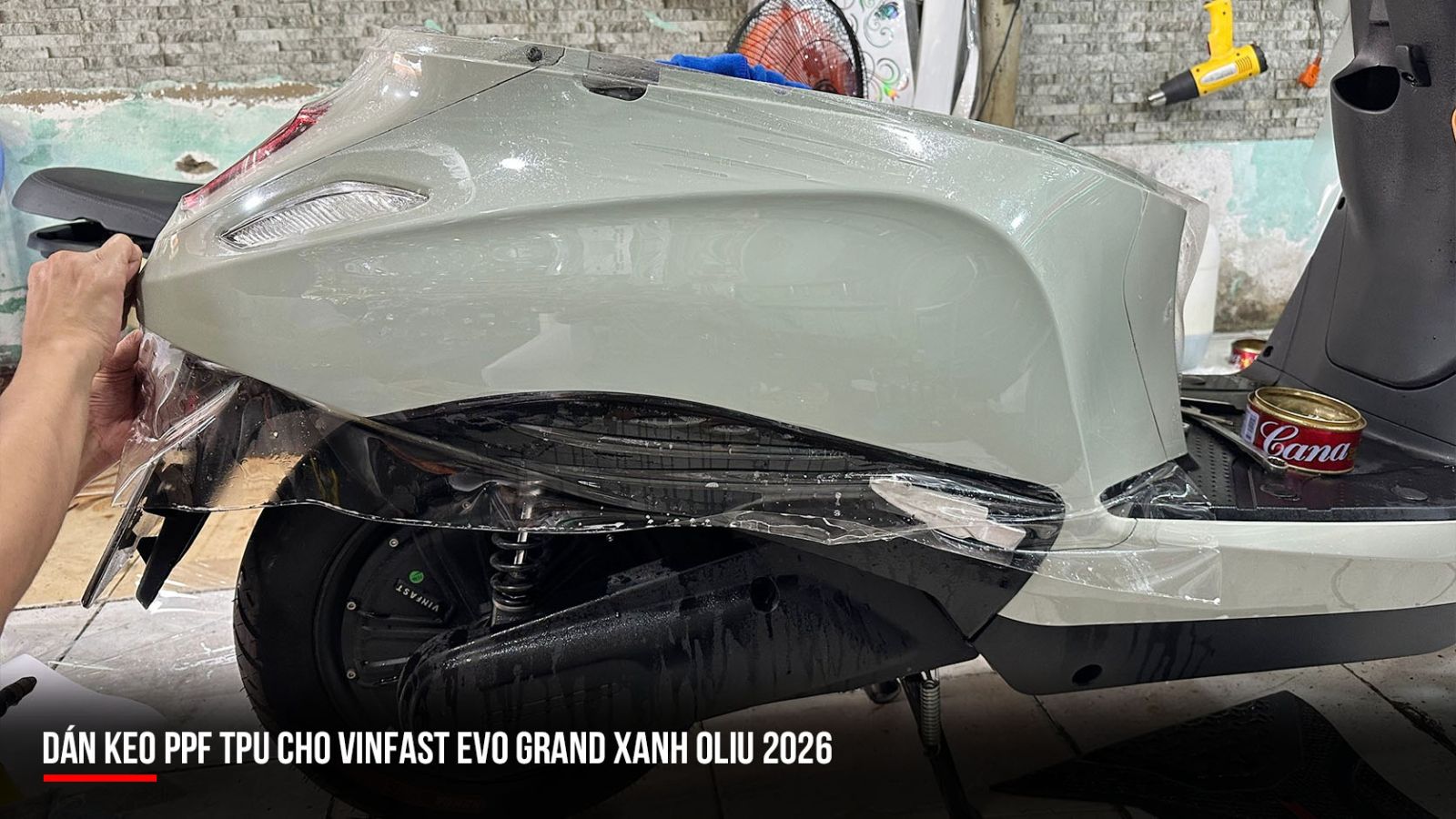 Dán keo ppf TPU cho Vinfast EVO GRAND xanh Oliu 2026