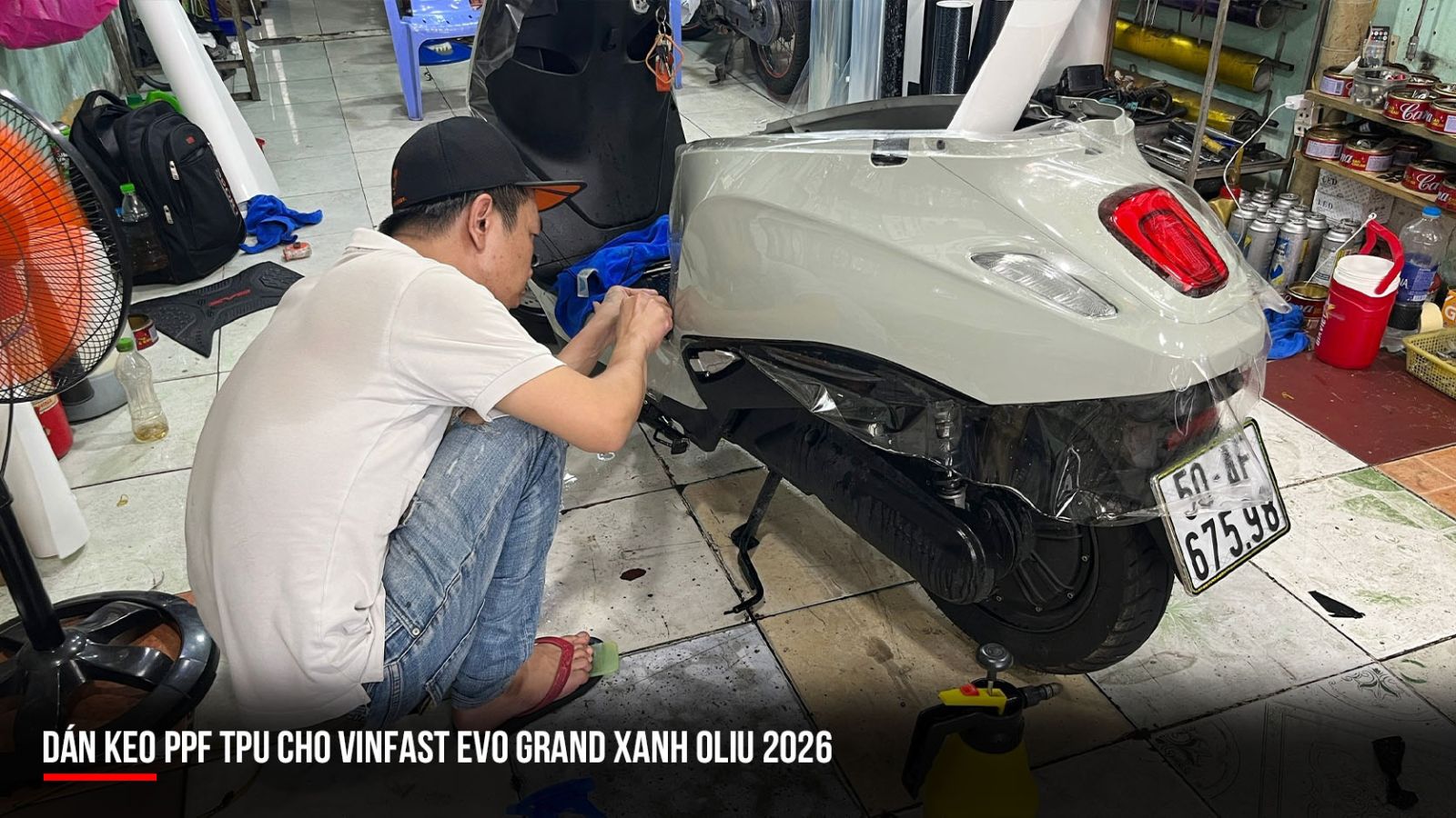 ​ Dán keo ppf TPU cho Vinfast EVO GRAND xanh Oliu 2026  Click and drag to move ​