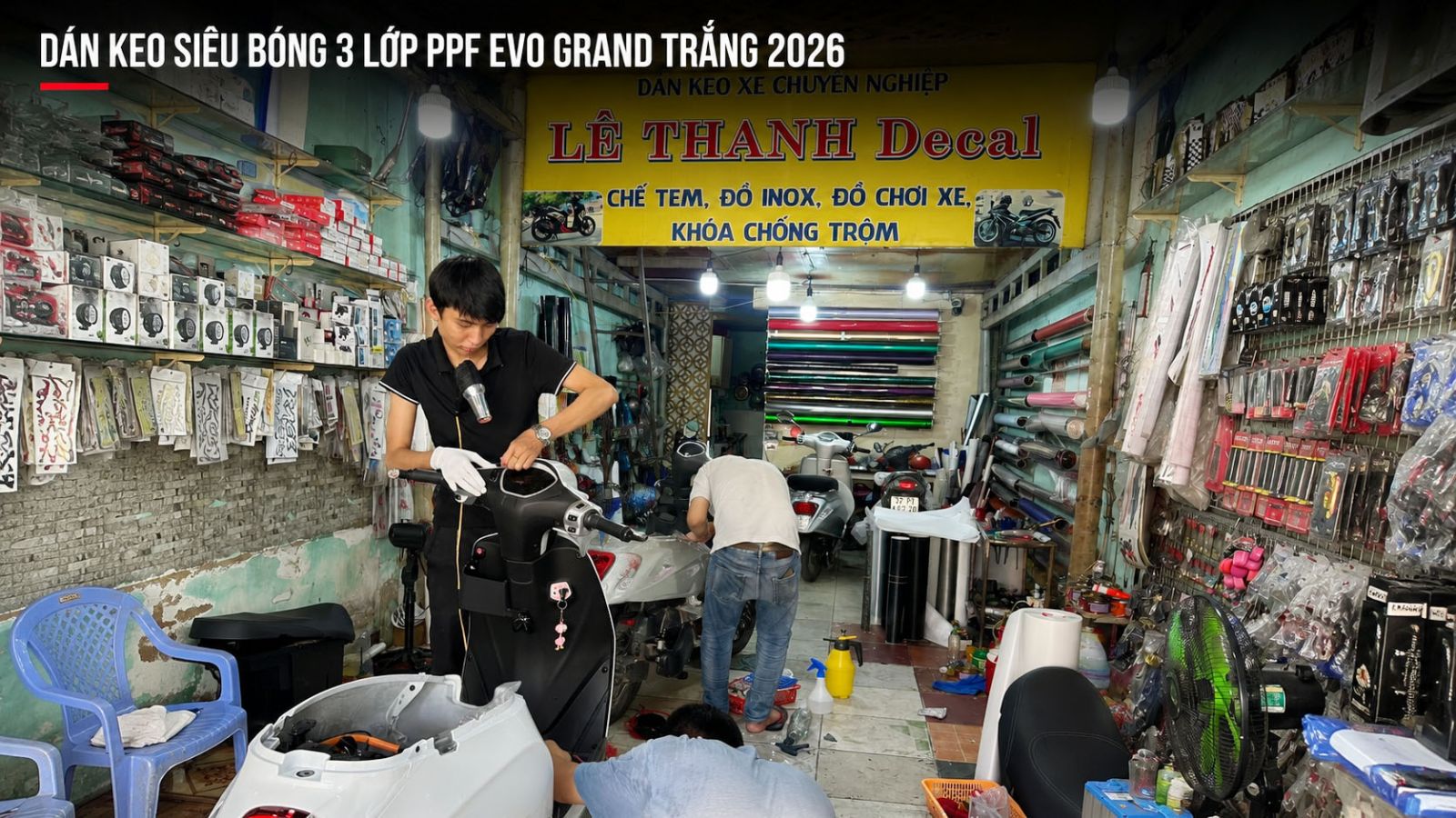 Dán keo siêu bóng 3 lớp PPF xe máy điện VinFast EVO GRAND trắng 2026