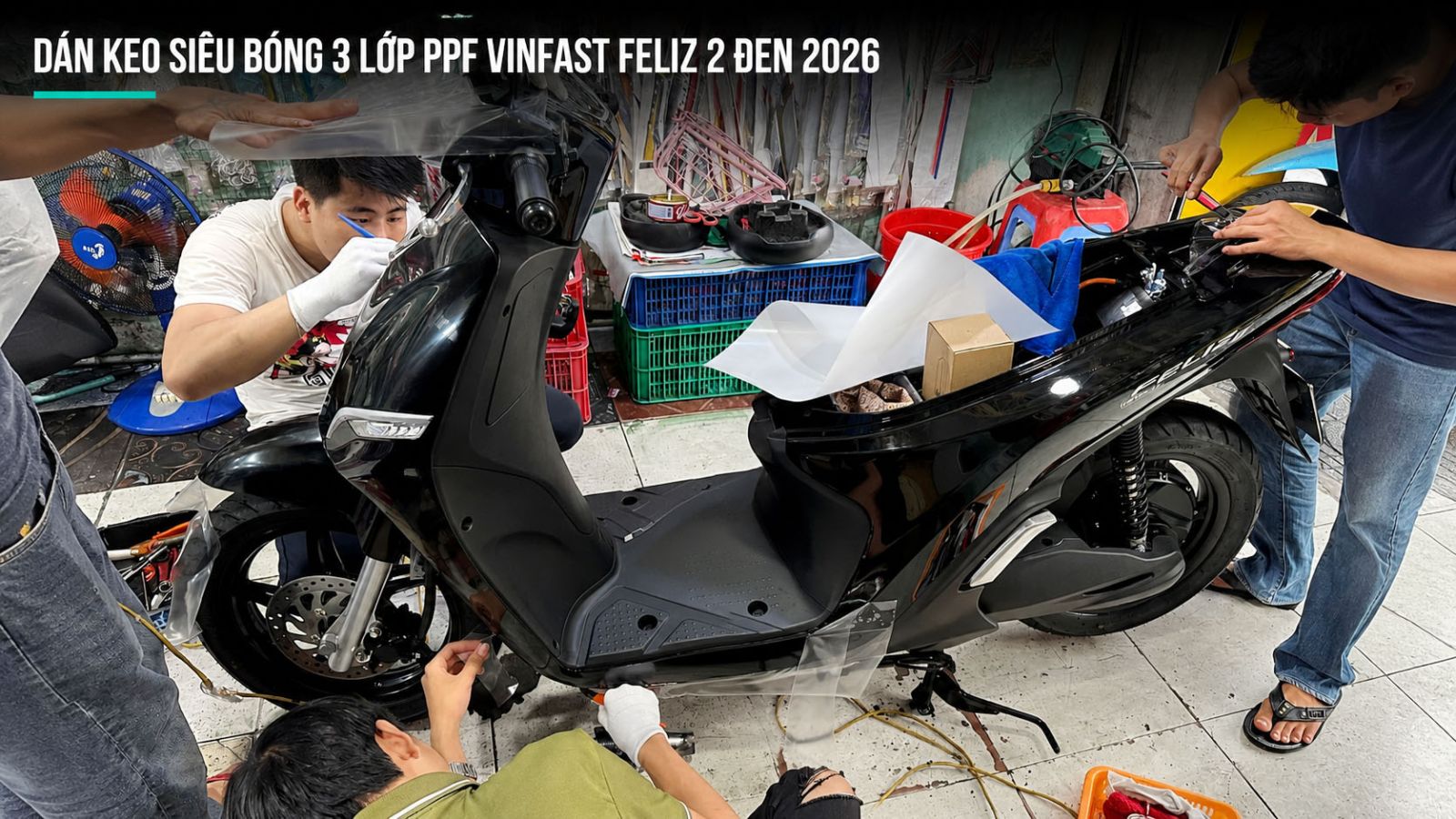 Dán keo siêu bóng 3 lớp PPF xe máy điện VinFast Feliz 2 đen 2026
