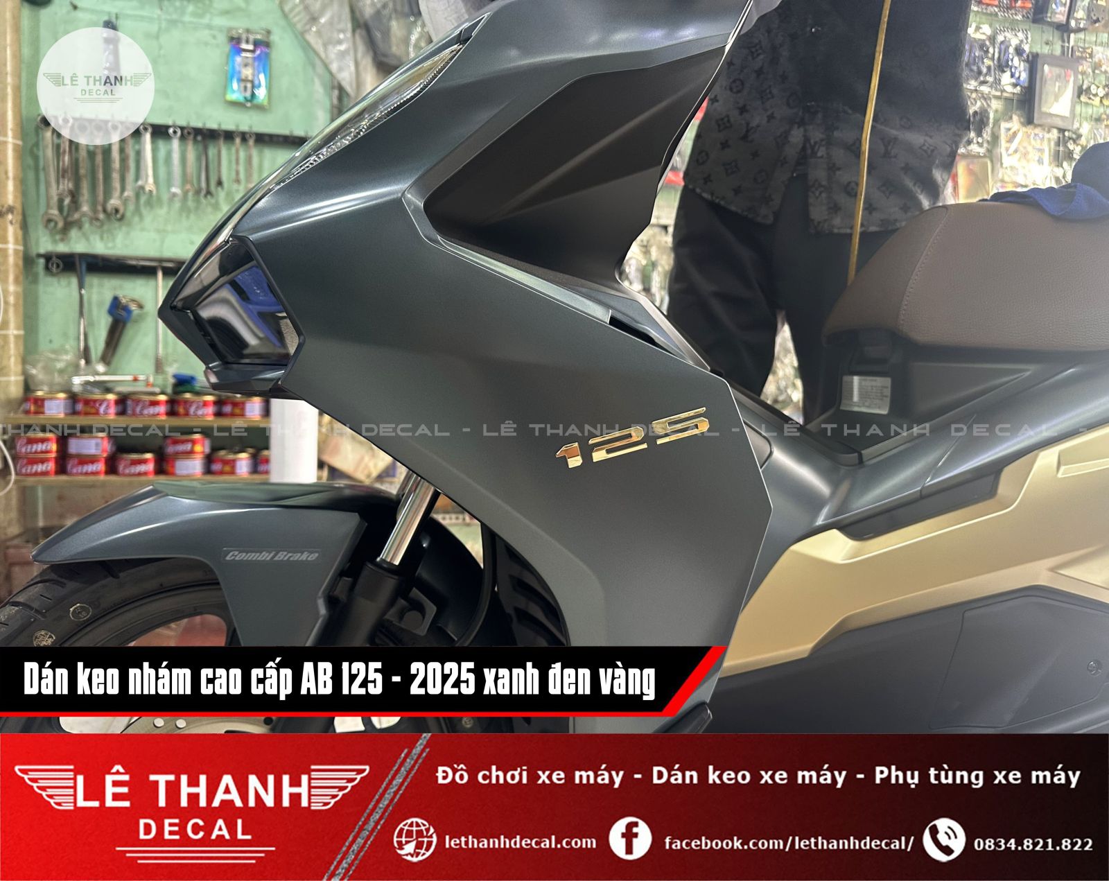 Dán keo trong nhám cho AirBlade 125 xanh đen vàng 2025