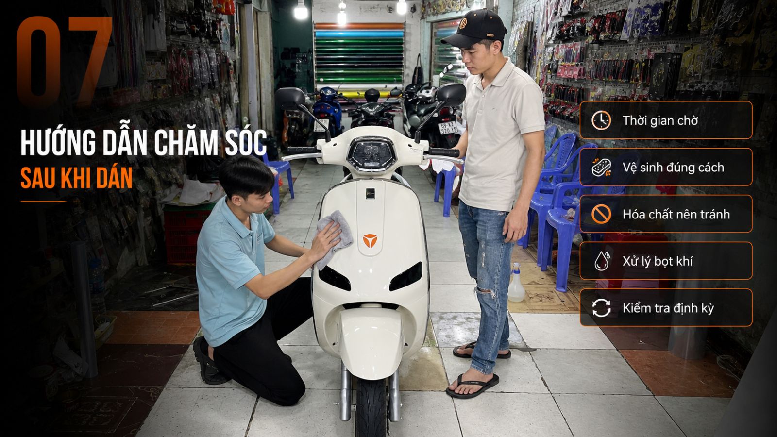 Những ưu đãi khi đặt lịch dán xe máy điện tại Lê Thanh Decal